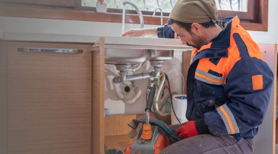Professional same day plumber in Highland Park, MI